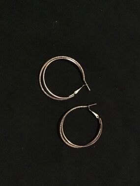 Classic Textured Hoop Earrings in Gold